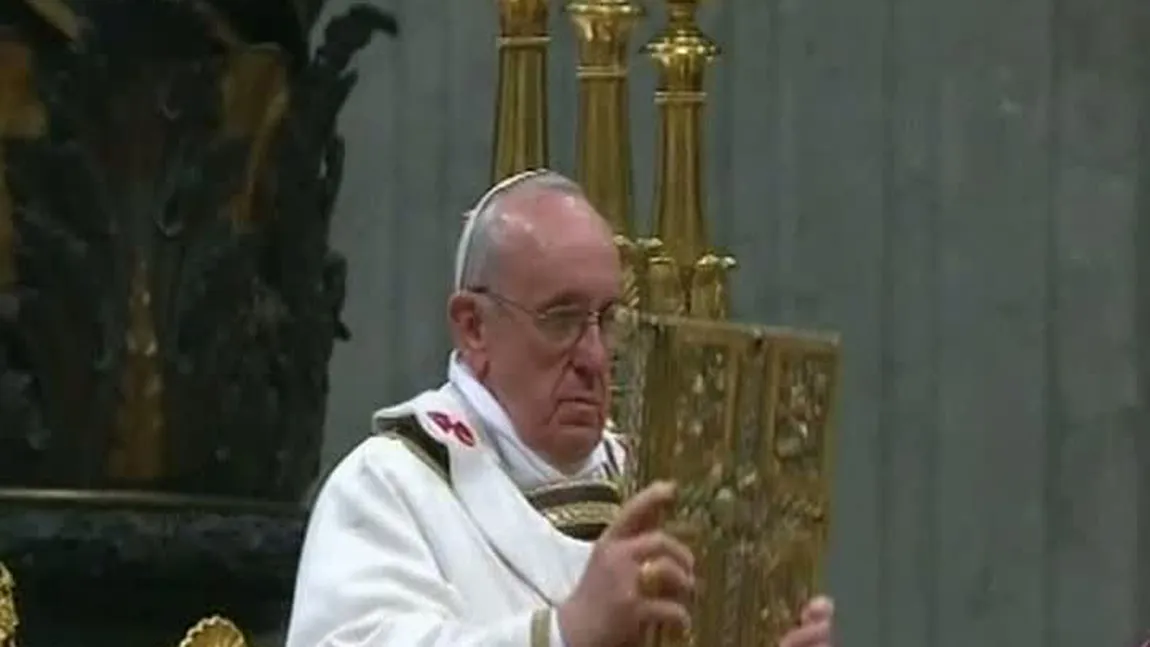 Papa Francisc, la prima slujbă de Înviere. Vezi cum i-a surprins pe credincioşi VIDEO