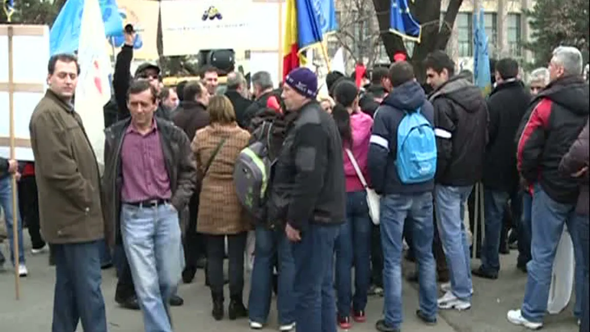 Sindicaliştii de la metrou au încheiat protestul, dar ameninţă iar cu greva pe 1 aprilie VIDEO