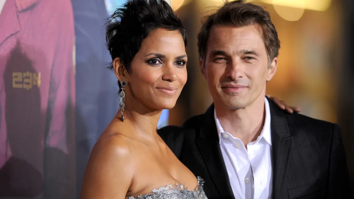 Halle Berry, la 46 de ani: O gravidă fermecătoare pe covorul roşu FOTO