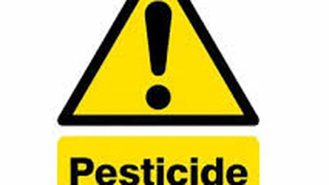 Nouă tone şi 11.000 de litri de pesticide confiscate de poliţişti