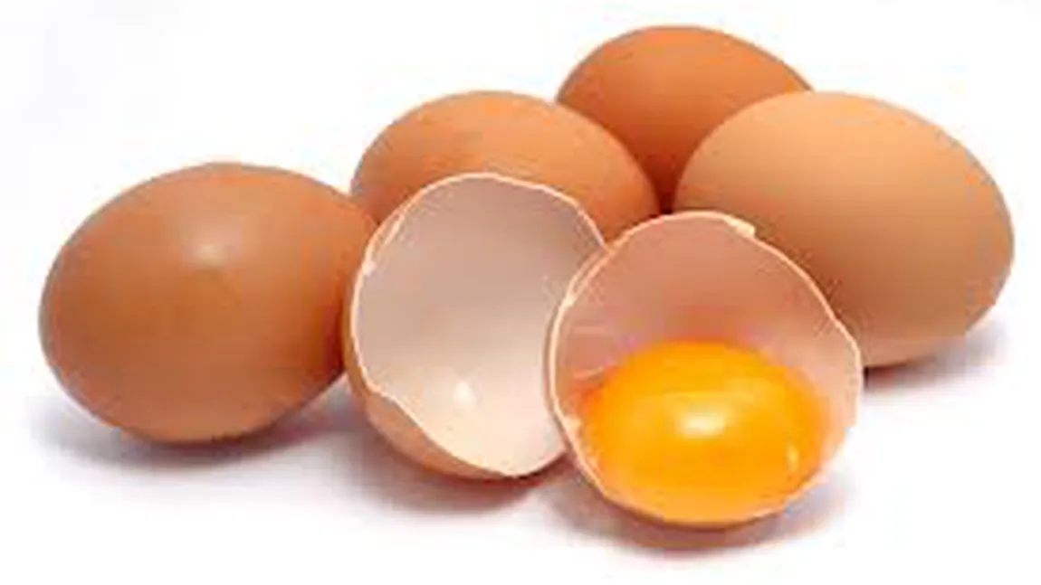 Reguli de bază atunci când cumpărăm şi folosim ouă