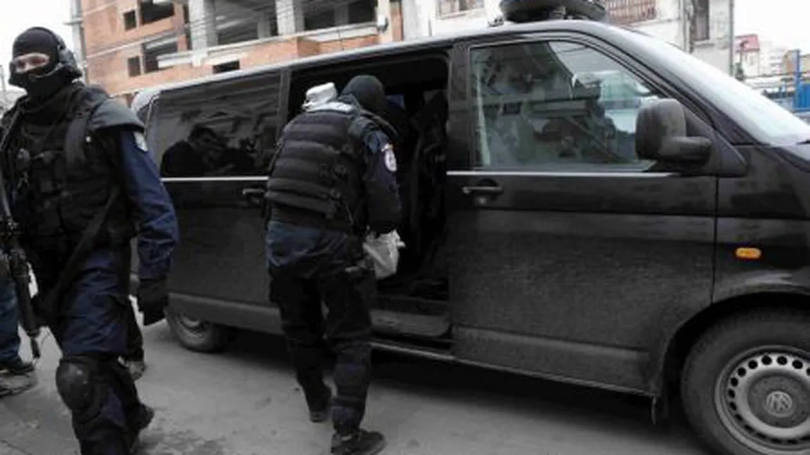 Percheziţii în Dâmboviţa, la suspecţi de furturi din anexe gospodăreşti