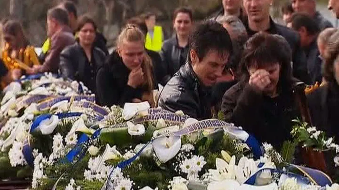 Victimele masacrului comis de un veteran de război din Serbia au fost înmormântate