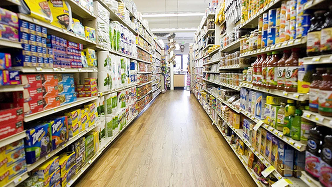 Un supermarket din Miercurea Ciuc riscă să fie închis. Marfa nu are etichete în limba română