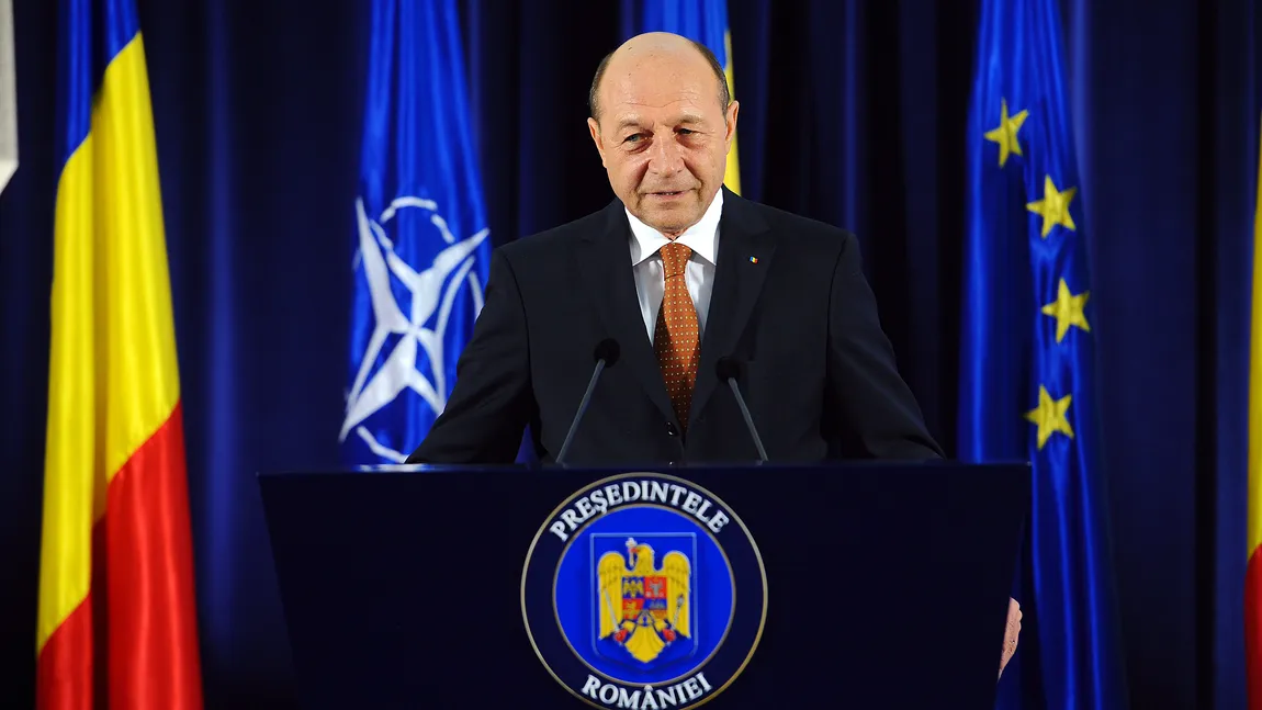 Băsescu: O reglementare şi un control al presei trebuie să vină din interiorul breslei, nu din afară