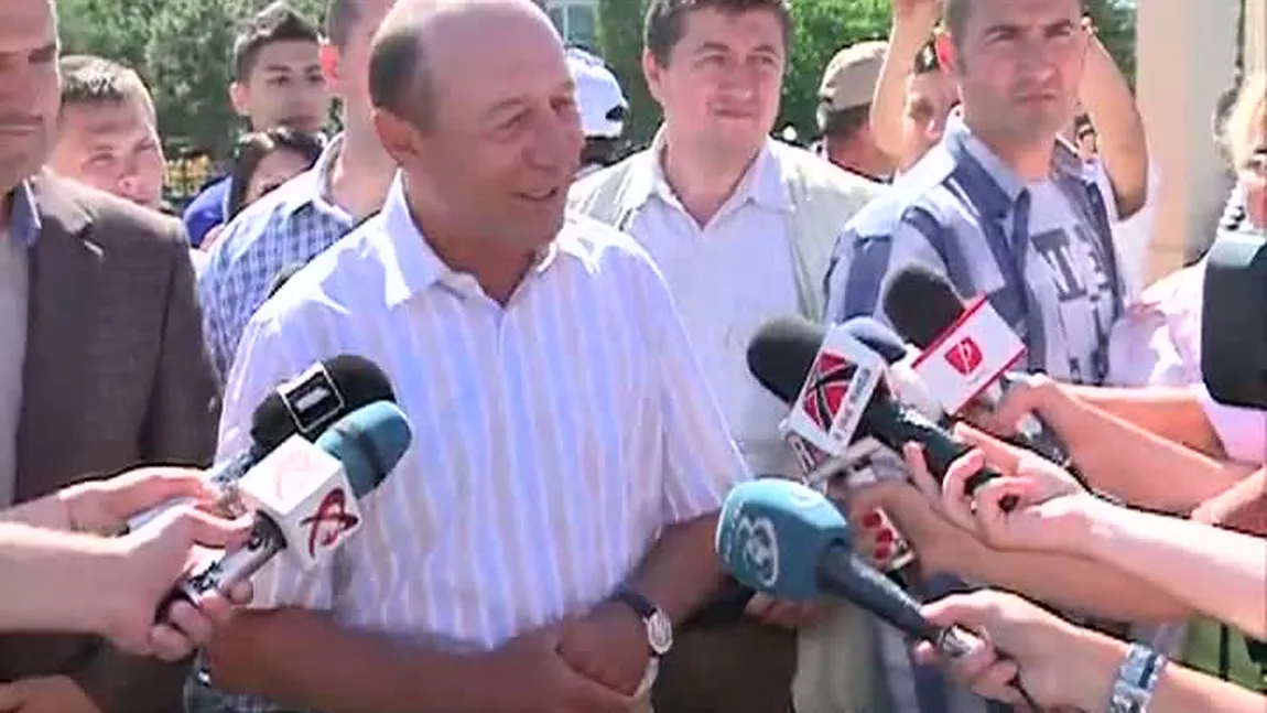 Băsescu: Cei care fac reorganizarea administrativă se uită la guvernatori, în loc să vadă de comune