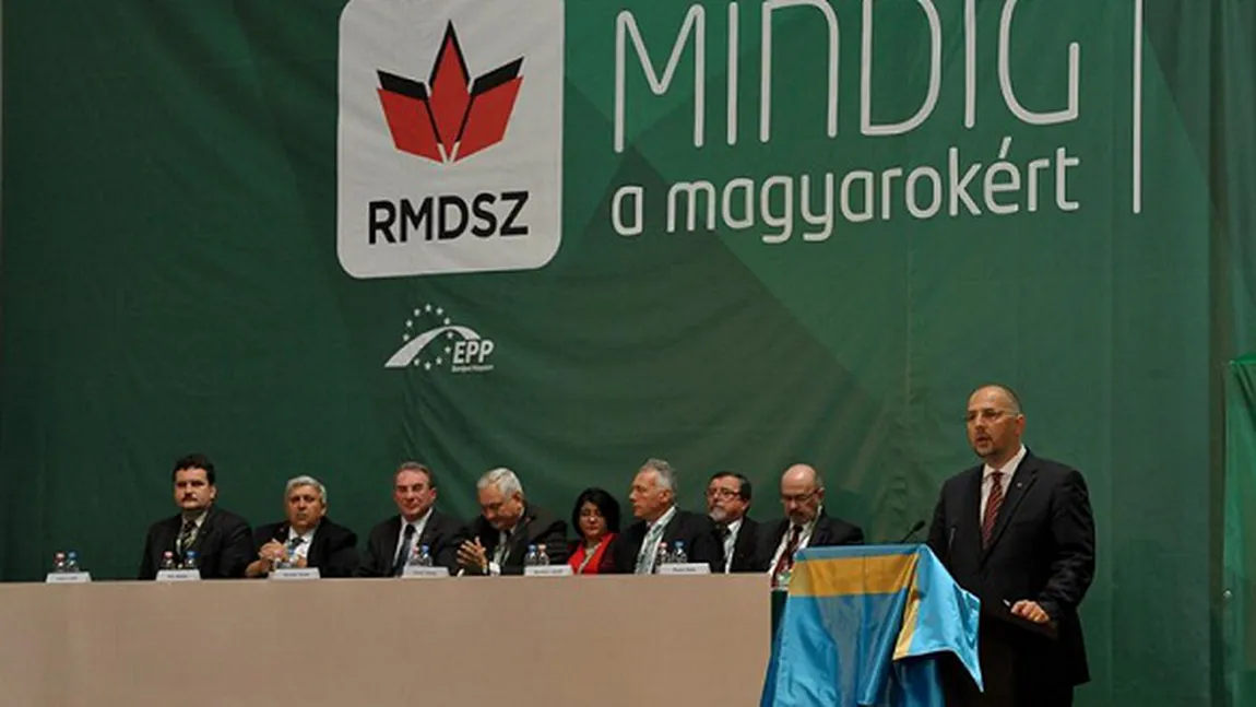 Politicienii unguri îşi declară sprijinul pentru comunităţile etnice maghiare la congresul UDMR