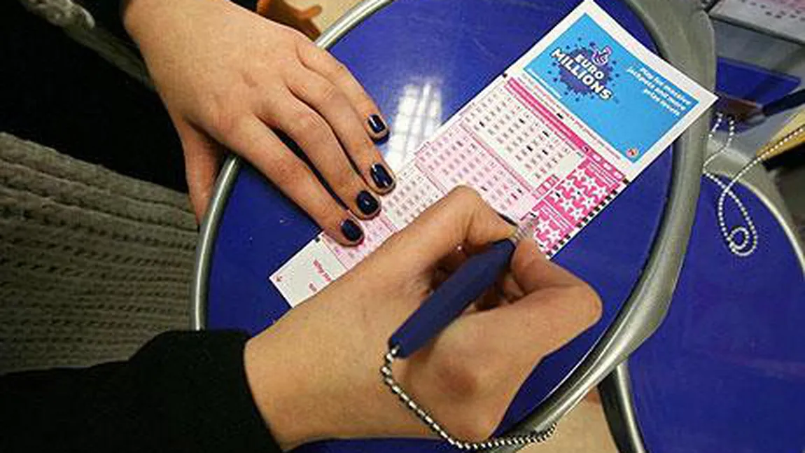 Un britanic a câştigat 81 de milioane de lire sterline la loteria EuroMillions