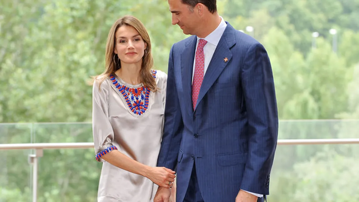Prinţul Felipe al Spaniei şi soţia sa Letizia, primiţi cu huiduieli la Opera din Barcelona