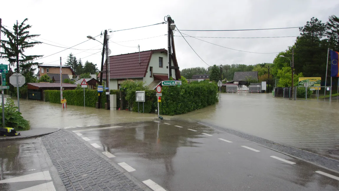 ŞTIREA TA: Inundaţiile din Austria în imagini