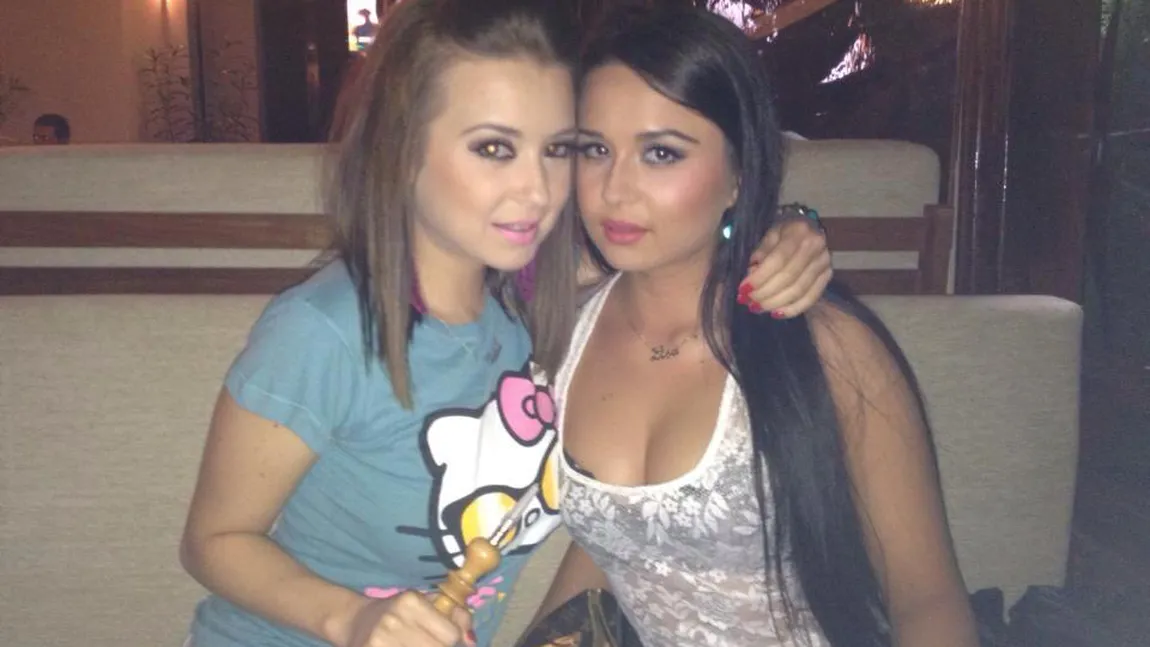 Surorile lesbiene ŞOCHEAZĂ din nou. Vezi ce au putut posta pe Internet FOTO