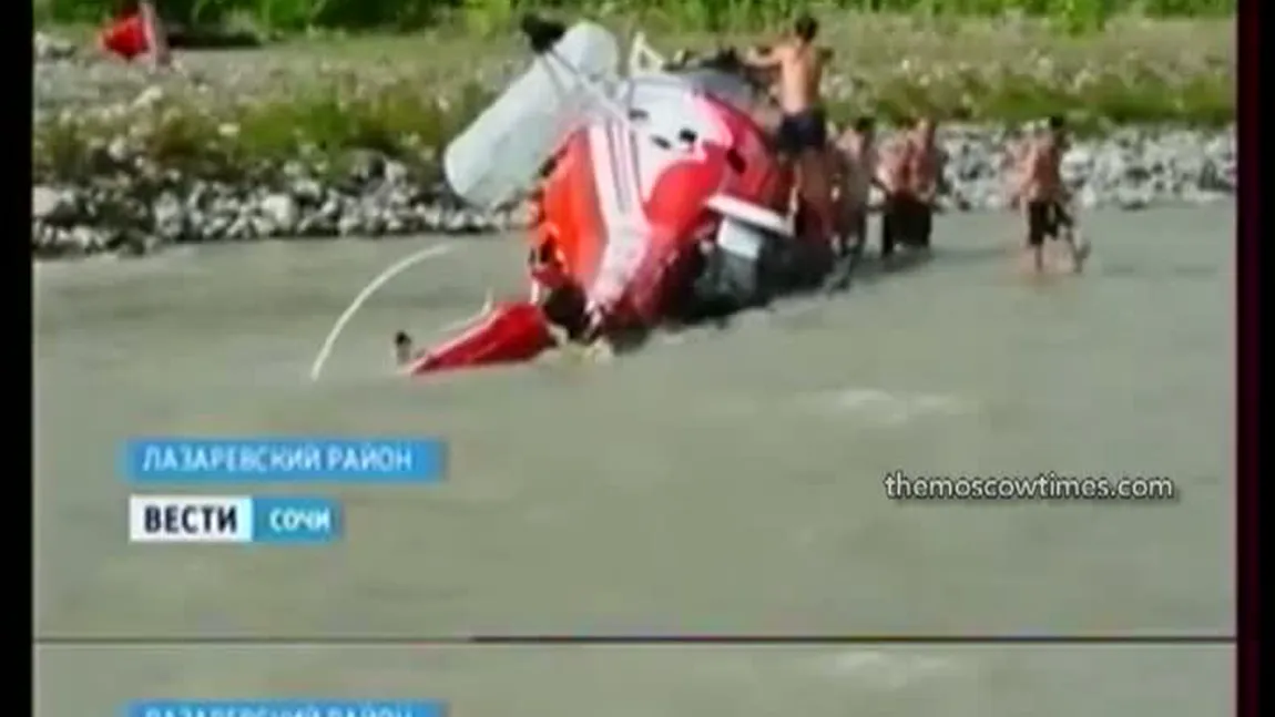 Un elicopter rusesc s-a prăbuşit în apropiere de staţiunea Soci. Pasagerii s-au salvat VIDEO