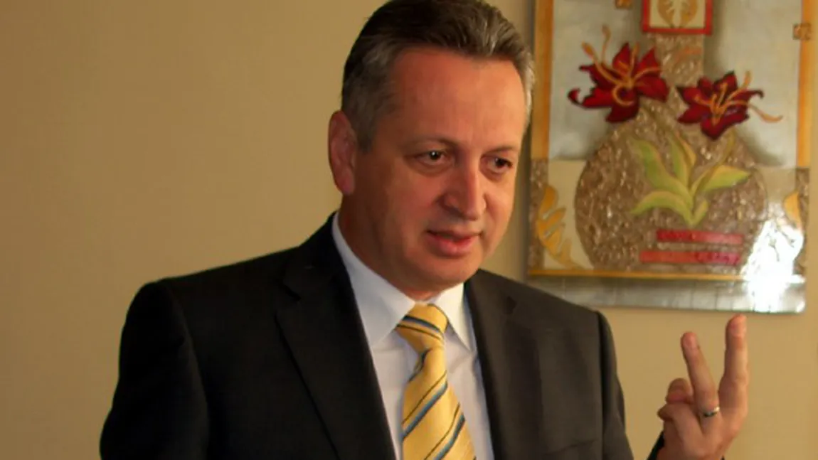 Ministrul Transporturilor, Relu Fenechiu, a trimis un control la TAROM