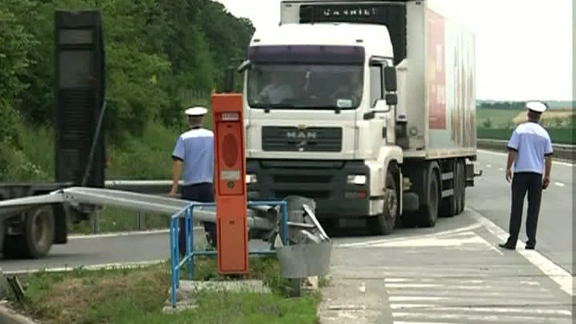 Razie la TIR-uri în jurul Capitalei. Au fost confiscate 30 de tone de fructe