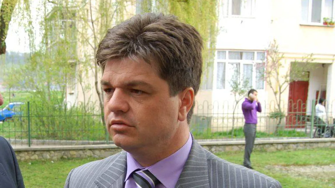 Deputatul Romeo Rădulescu, unicul candidat la şefia PDL Râmnicu Vâlcea