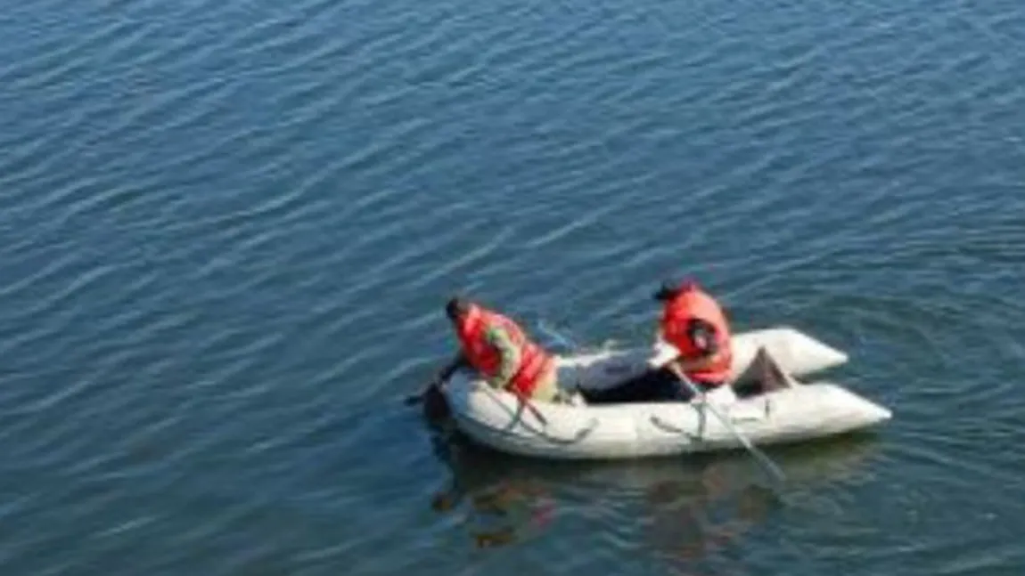 Un bărbat a murit înecat într-un lac din Cluj. Cadavrul a fost găsit după trei ore