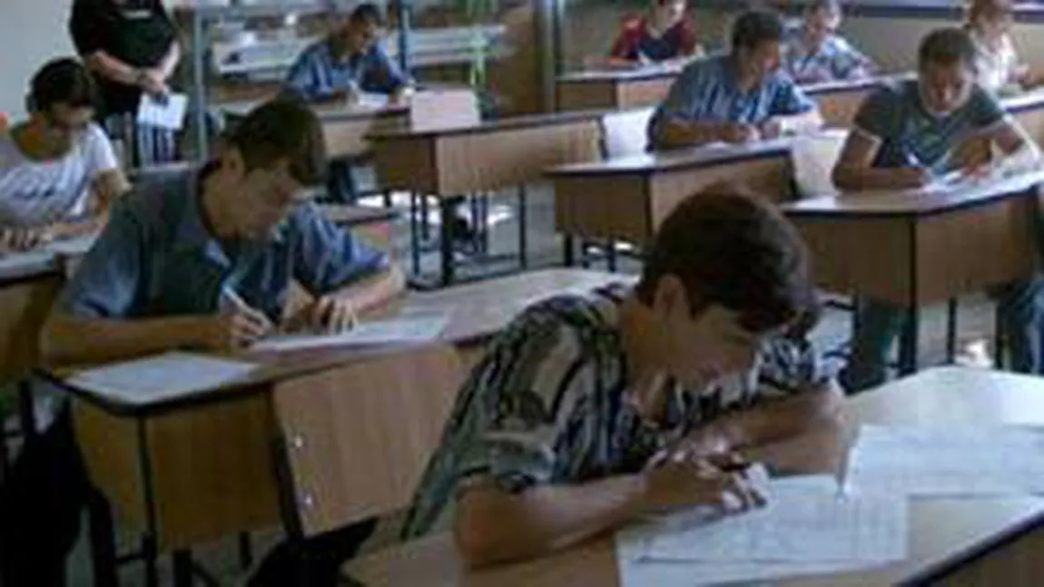 MĂSURĂ ANTICOPIAT la Bacalaureat. Elevii, ÎNREGISTRAŢI şi AUDIO în timpul examentului