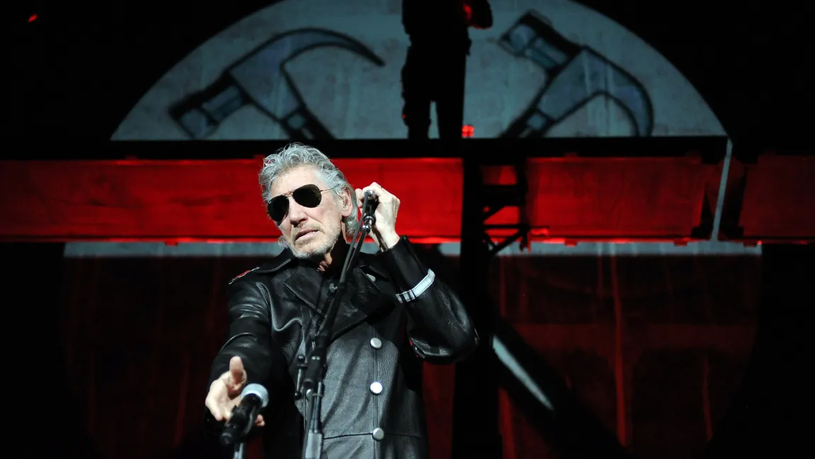 Militarii români, invitaţi de Roger Waters la mega-concertul din Capitală