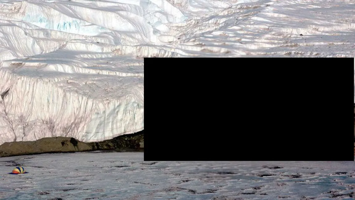 Misteriosul fenomen din Antarctica: Gheţarul care pare că sângerează FOTO
