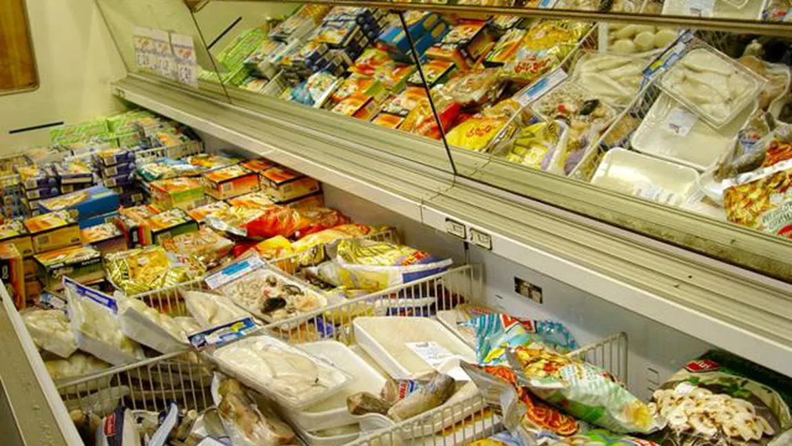 Sute de kilograme de produse congelate, oprite de la comercializare în Suceava