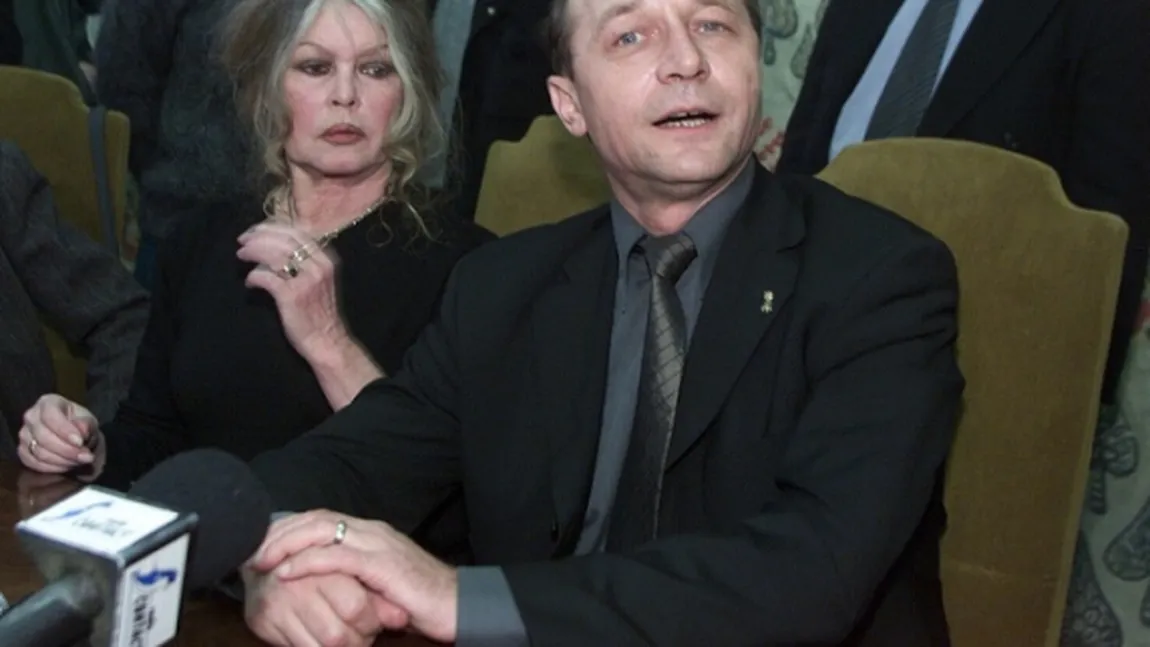 Brigitte Bardot îl ATACĂ pe Băsescu pe tema maidanezilor: 