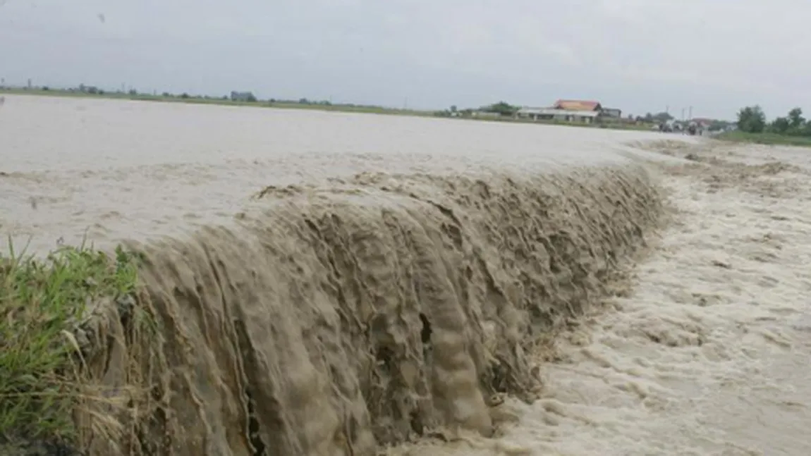 COD GALBEN şi COD PORTOCALIU DE inundaţii pe râurile din Moldova, Muntenia şi Dobrogea