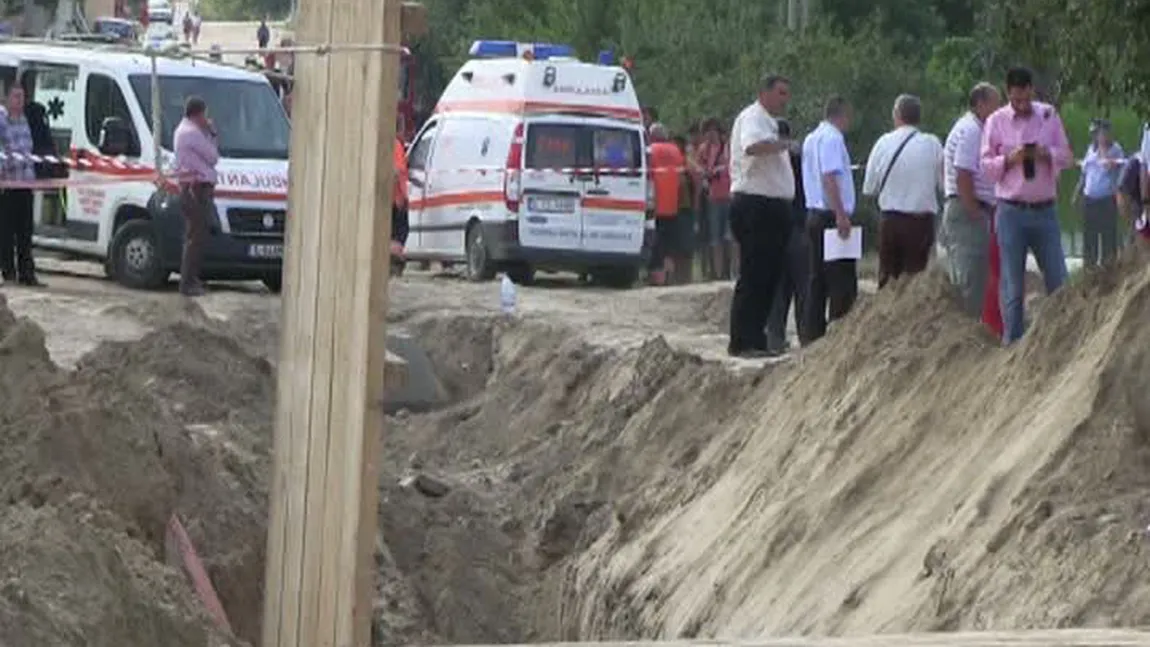 TRAGEDIE în Braşov. Un muncitor A MURIT după ce a fost prins sub un mal de pământ