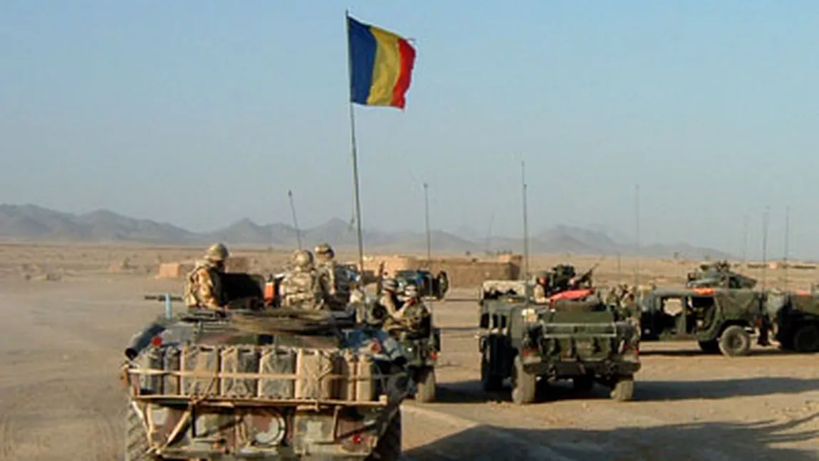 Numărul militarilor români în Afganistan se va reduce semnificativ din 2014