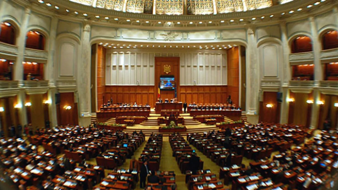 Harta traseiştilor politici. 29 de parlamentari au schimbat partidele în primele şase luni de mandat