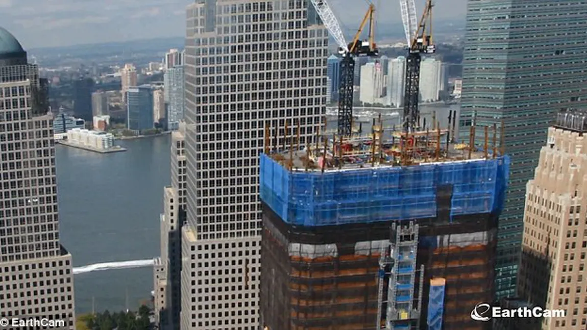 Turnurile gemene de la World Trade Center se reconstruiesc GALERIE FOTO VIDEO