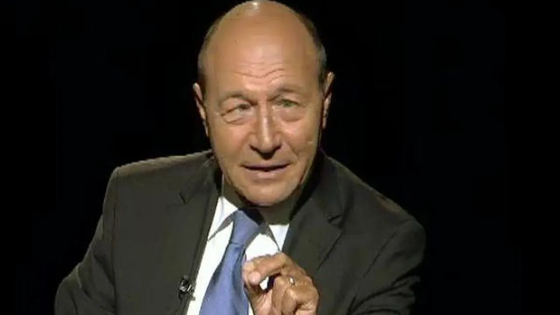 Băsescu: Candidatura lui Isărescu la prezidenţiale e o glumă. Lumea îl vede drept guvernator