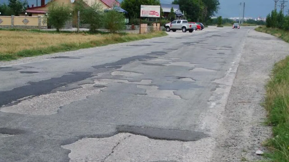 Modernizarea DN66, din Gorj, se face în bătaie de joc. Şeful CNADNR cere o anchetă