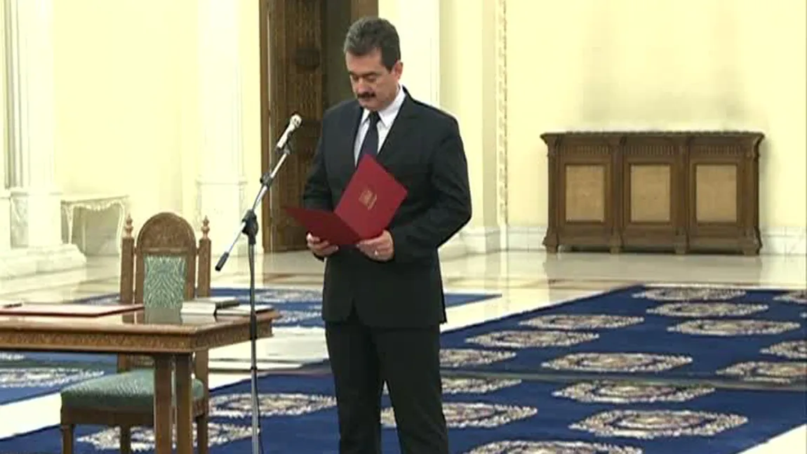 Andrei Gerea a depus jurământul de ministru la Cotroceni în absenţa lui Crin Antonescu VIDEO