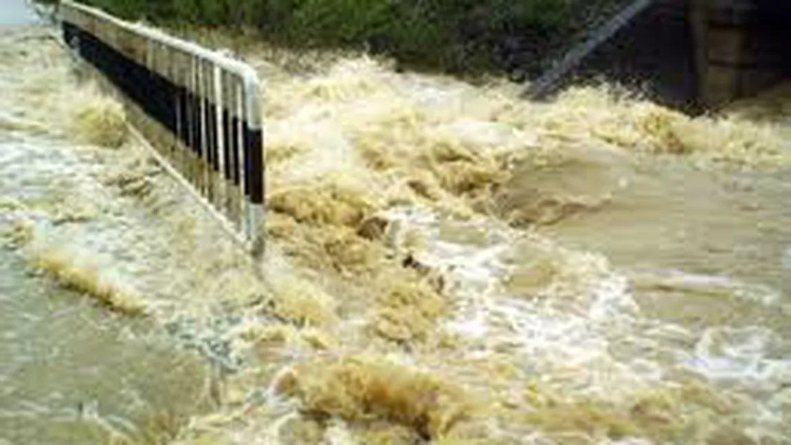 Hidrologii au emis COD GALBEN de inundaţii. Vezi zonele vizate
