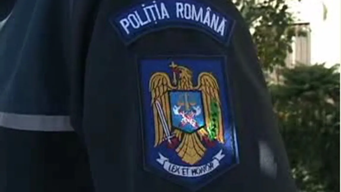 Patru dintre agenţii de la Poliţia Pantelimon cercetaţi pentru luare de mită, reţinuţi