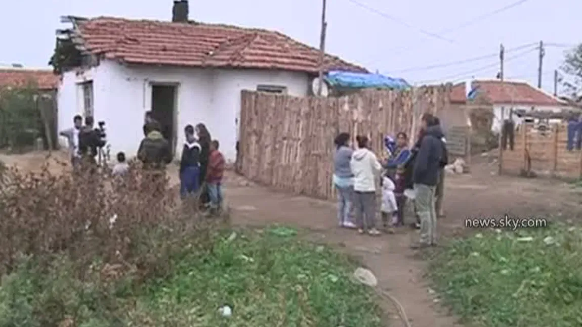 Un nou CAZ MARIA, în Grecia: O fetiţă de 4 ani, luată de la cuplul de romi care pretindea că e fiica lor