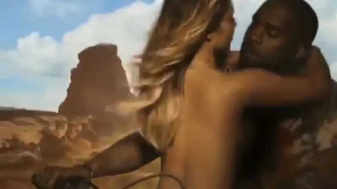 Kim Kardashian, TOPLESS pentru prima dată după naştere. Kanye West a lansat un nou videoclip cu ea VIDEO
