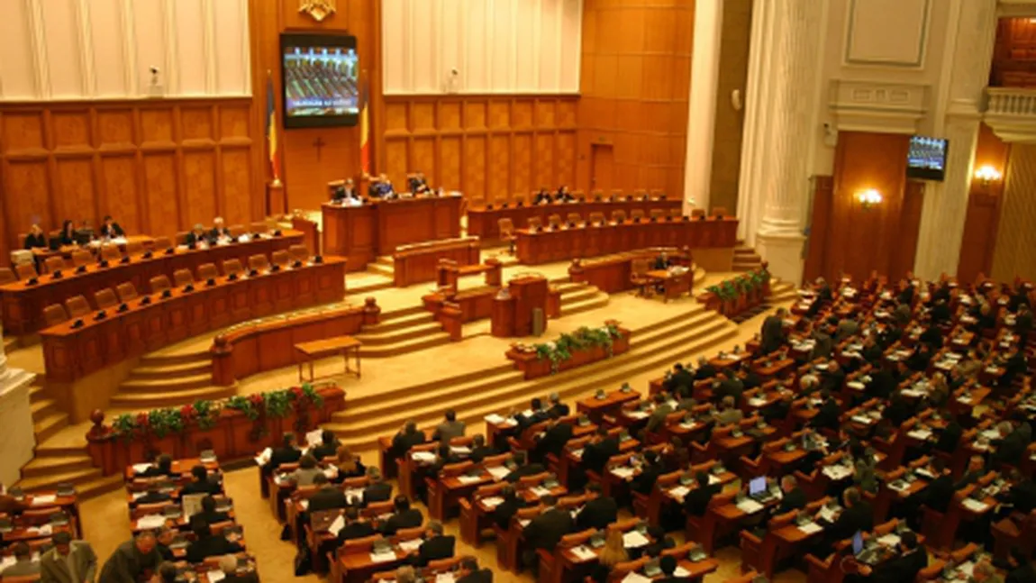 Senatorii dezbat în plen proiectul de lege privind Roşia Montană