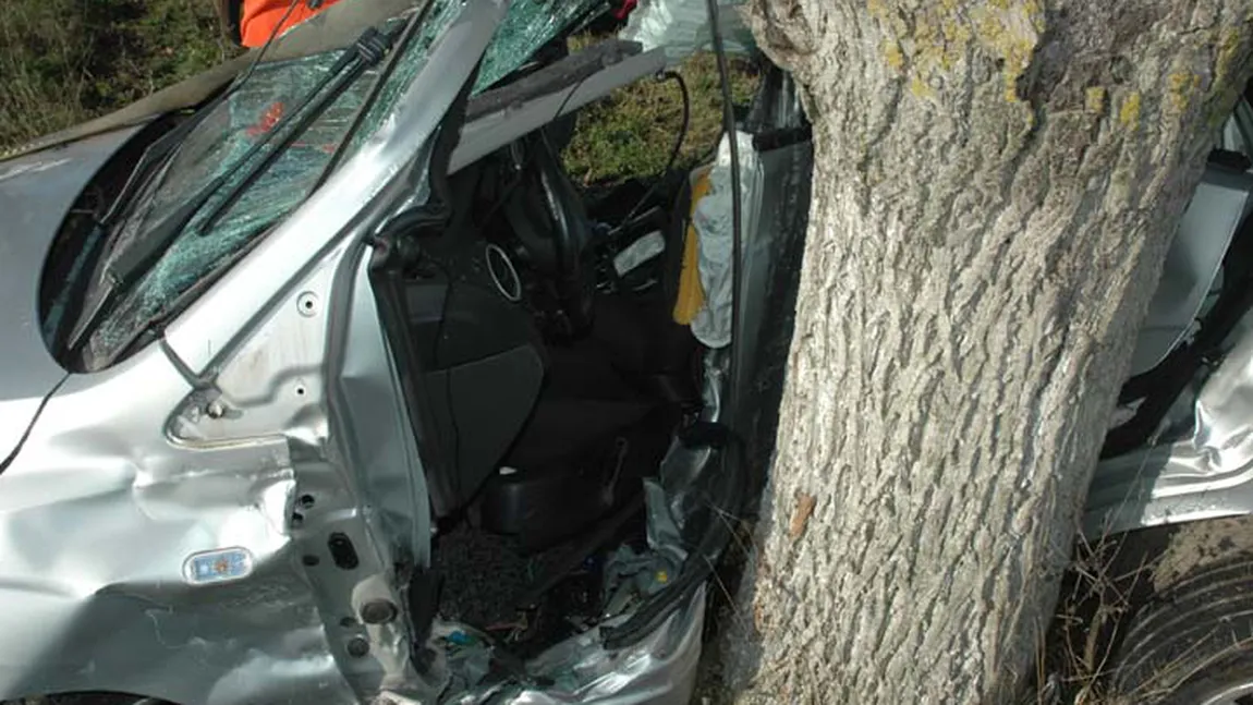 Accidente teribile cu femei la volan: o avocată a murit pe loc