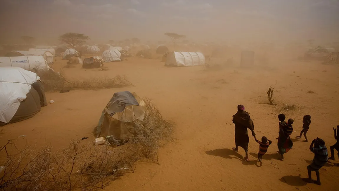 Furtună în Somalia: Vânturile puternice au făcut aproape 100 de morţi şi sute de dispăruţi