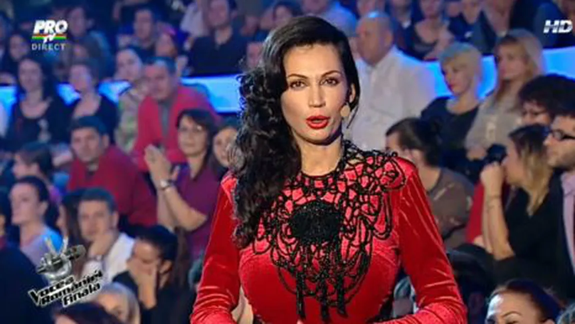 VOCEA ROMÂNIEI. Nicoleta Luciu, superbă în finală. Abia i-au încăput sânii în rochie