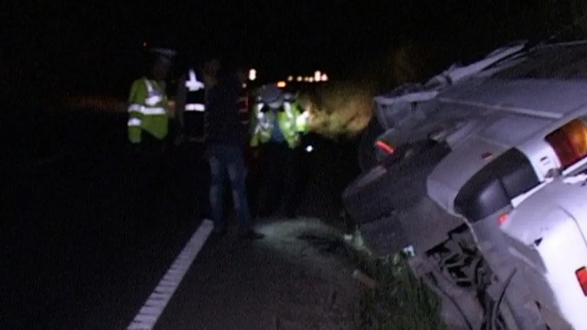 Accident grav în Vaslui, cu un microbuz condus de un şofer băut: Două persoane au murit VIDEO