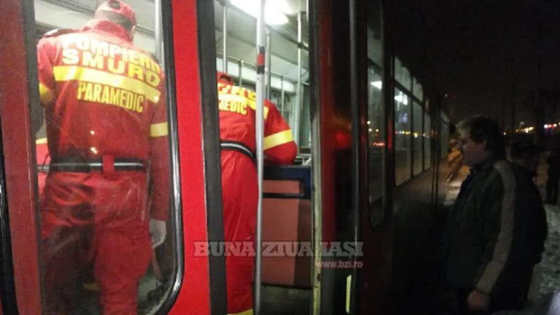 Accident GRAV în Iaşi: O femeie a fost TÂRÂTĂ de tramvai sub privirile îngrozite ale călătorilor