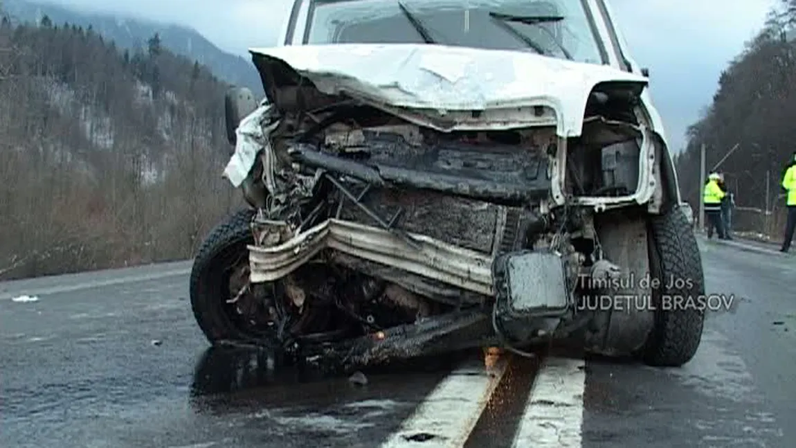 Accidente grave cu MAŞINI DE LUX. 11 persoane au ajuns la spital VIDEO