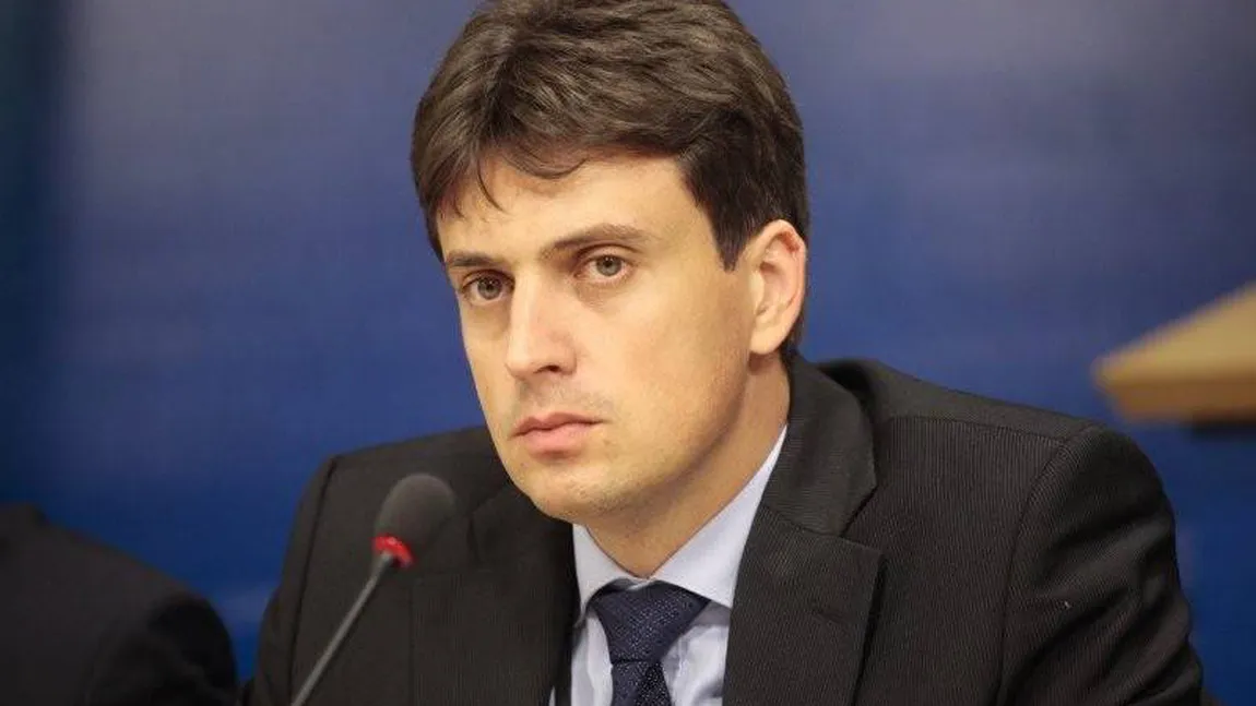 Ivan: Referendumul pe Constituţie, în prima parte a lui 2015. Promulgarea noaptea, gest iresponsabil