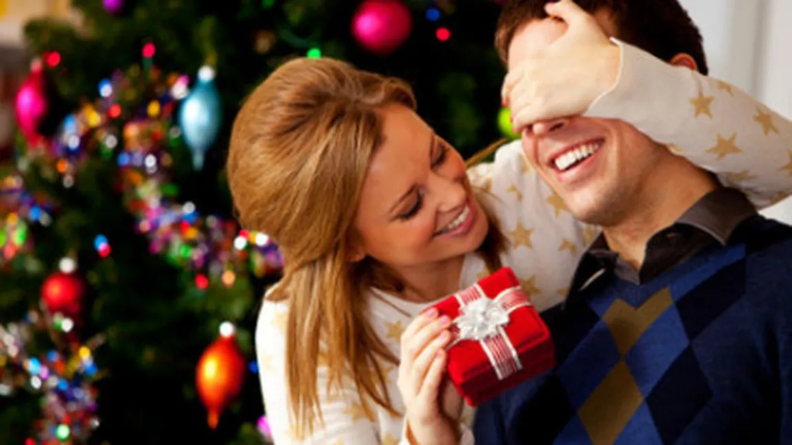 Cum îţi determini partenerul să iubească sărbătorile de iarnă