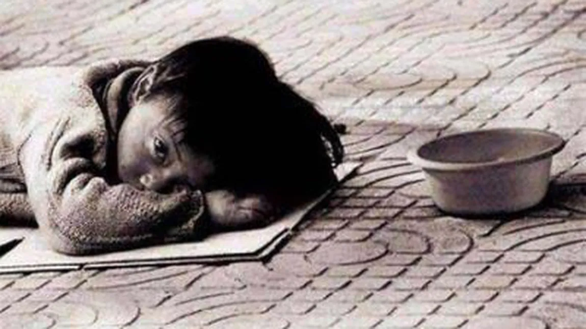 Campanie anti-cerşetorie. Un copil de 3 ani din Bucureşti, salvat din stradă de asistenţii sociali