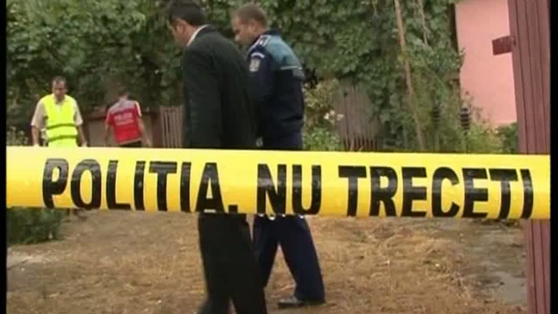Crimă abominabilă la Deva. Un bărbat şi-a ucis părinţii cu ciocanul