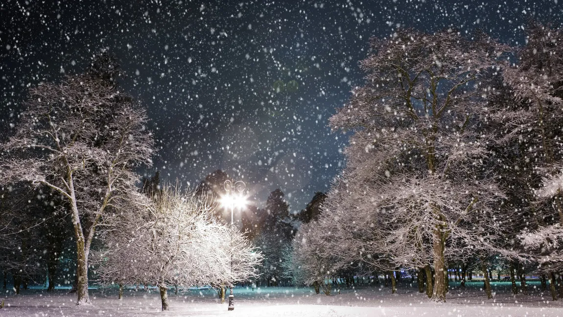 PROGNOZA METEO. Cum va fi vremea de Crăciun şi unde va ninge