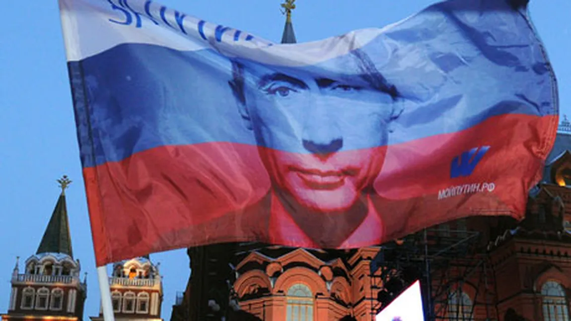 Drapelul şi imnul devin obligatorii în şcolile din Rusia